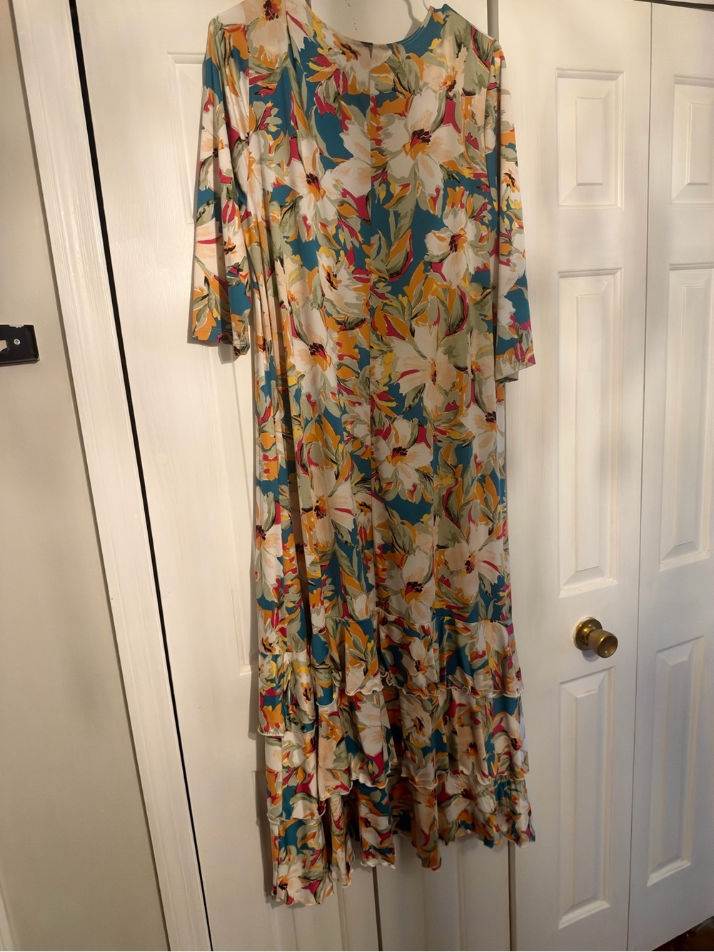 Floral Maxi Dress in Cream and Teal - Picture 2 of 3